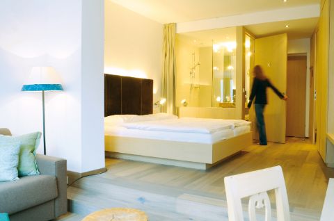 Hotel Post Traunkirchen Blick in das renovierte Doppelzimmer