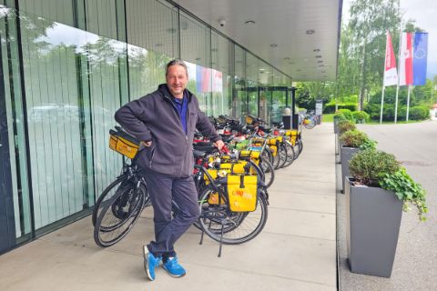 Bike handover at the Austria Trend Hotel in Innsbruck