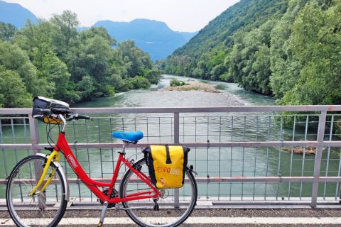 Bike on the Adige