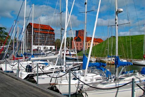 Yachthafen mit Booten in Klaipeda