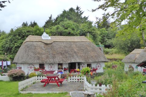Traditionelles Haus auf der Wanderreise Irlands Western Way