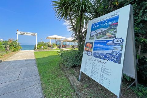Access to the beach at Hotel Lido International on Lake Garda