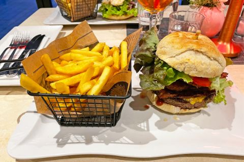Burger with fries