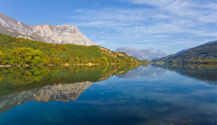 Lake in the Sarce valley