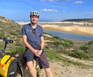 Eurobike employee Joscha with his bike on the Portuguese coast