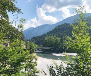 Ausblick auf das Flussbett in Füssen