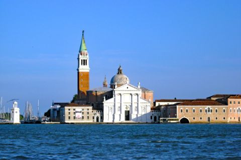 Venedig vom Meer aus gesehen