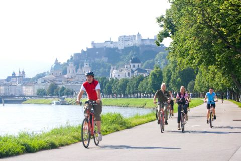 Cyclists along the river Salzach