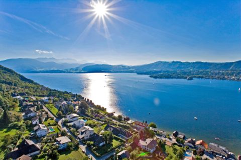 Sun sparcles in Lake Traunsee