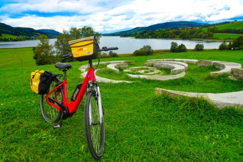 Bike on Lake Irrsee
