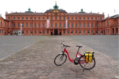 Eurobike Fahrrad vor dem Schloss Rastatt
