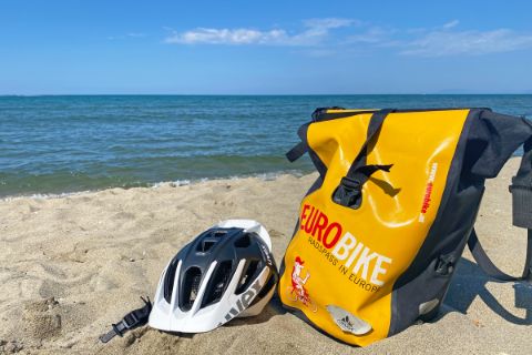 Eurobike saddlebag on the beach