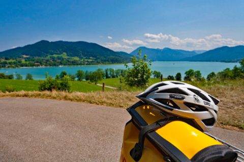Helmet in front of Lake Tegernsee