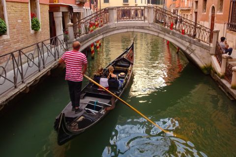 Gondolieri in Venice