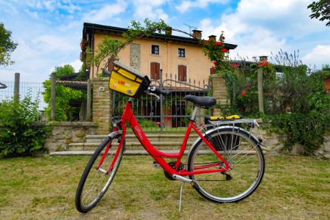 Eurobike bike and Italian architecture