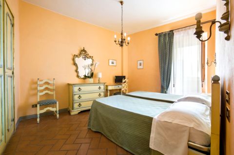 Room at Hotel Cisterna