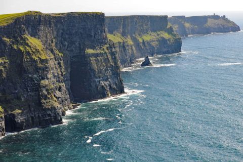 Traumhafte Küstenblicke beim Wandern auf Irland