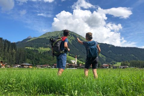 Hikers in fantastic nature along the Lechweg