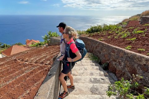 Hiking path from Calheta to Funchal