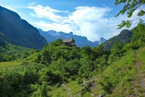 Unspoilt trails in Albanias mountain range
