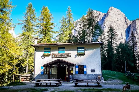 Rifugio Selvata in den Brenta Dolomiten
