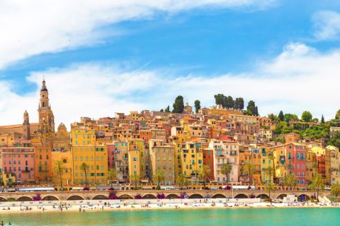 City worth seeing Menton on the hiking trip on the Côte d'Azur