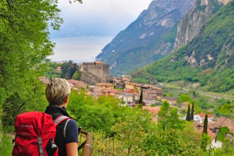 Uncrowded hiking trail towards Riva del Garda