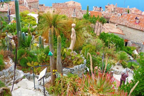 Enchanting plant garden in the middle of an overnight stop on the Côte d'Azur
