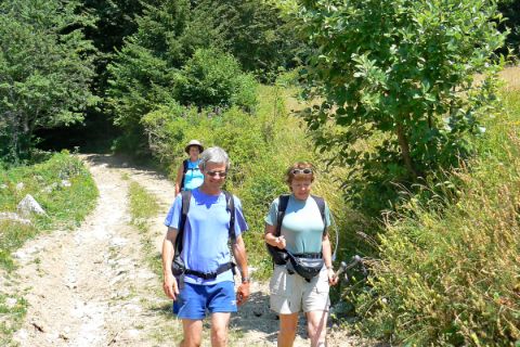 Hiker on good trails through Vercors