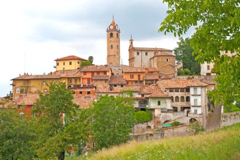 Charming pictorial village Monforte