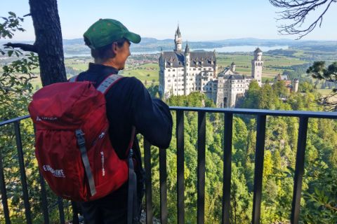 Walking break with views to castle Neuschwanstein