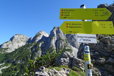 Hiking trail sign Gosaukamm