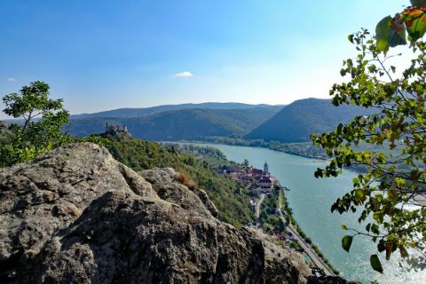 View to the ruins of castle Dürnstein on the World Heritage Trail Wachau
