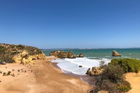Sandstrand beim Wandern ohne Gepäck an der Algarve