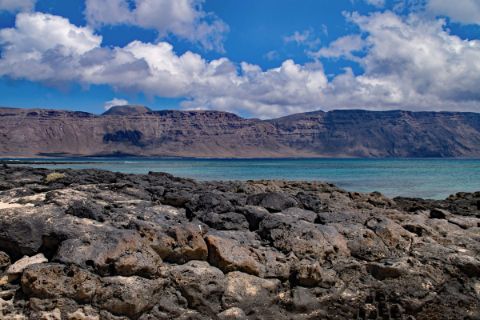 Hiking experience on the sea of ​​Lanzarote